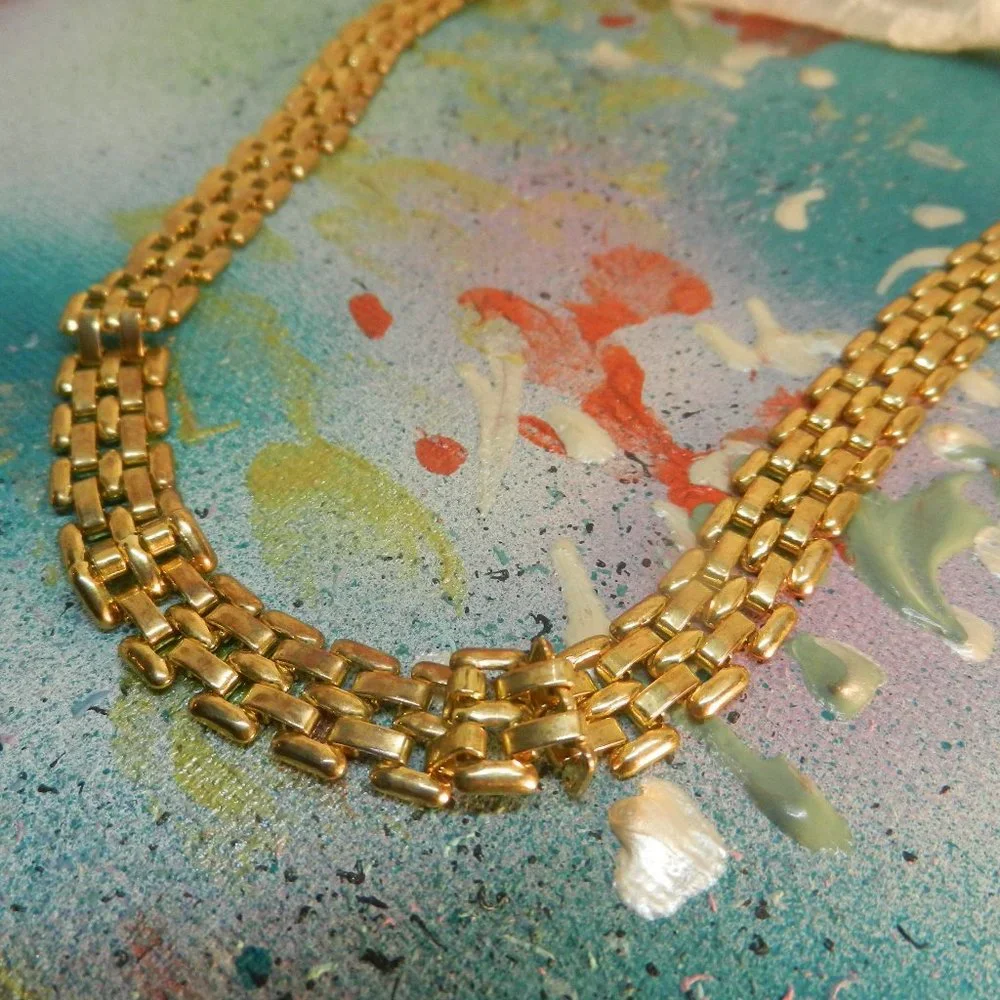 VTG gold metal chain necklace basketweave gold tone chunky link metallic choker